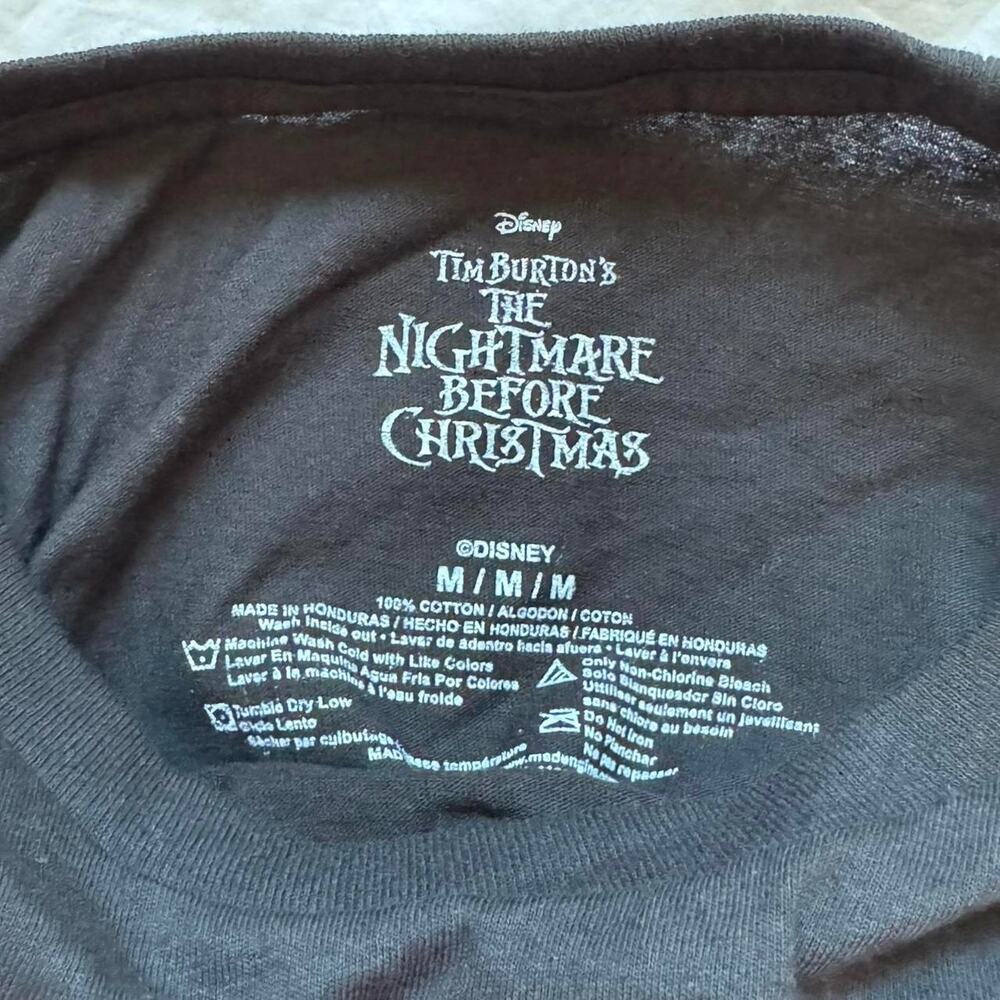 Nightmare before christmas graphic tee sz m his Sally emo hot topic romantic‎ - Picture 6 of 6